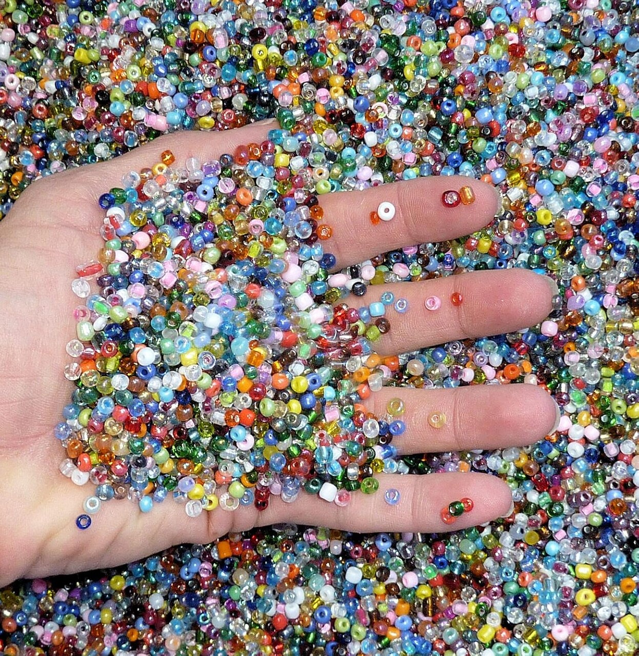 Seed Beads 6/0 4mm Glass Pony Beading DIY Craft Jewelry Making Assorted Mixed Colors, Large Bulk Set of Beads